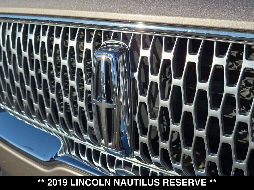 Used 2019 Lincoln Nautilus Reserve w/ Driver Assistance Package AWD/4WD image 18