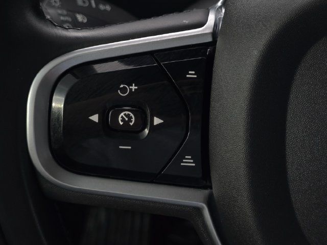 Used 2020 Volvo XC90 T6 Inscription w/ Protection Package Premier AWD/4WD image 22