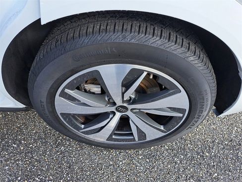 Certified 2024 Audi Q8 e-tron Premium Plus w/ Premium Plus Package image 29