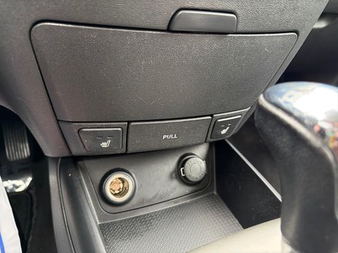 Used 2011 Hyundai Elantra SE image 17