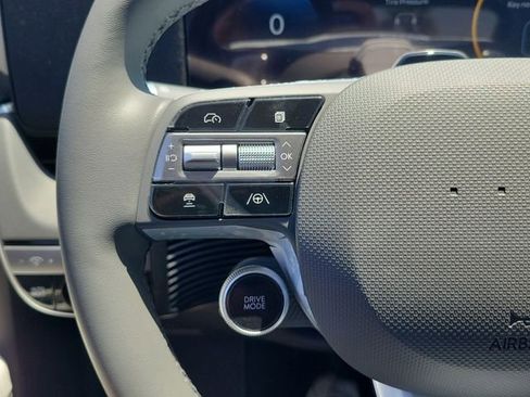 New 2026 Hyundai Ioniq 5 SE RWD image 7