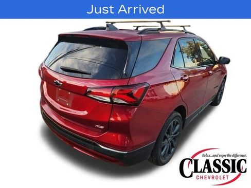 Used 2023 Chevrolet Equinox RS image 11