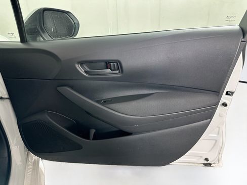 Used 2024 Toyota Corolla LE FWD image 28