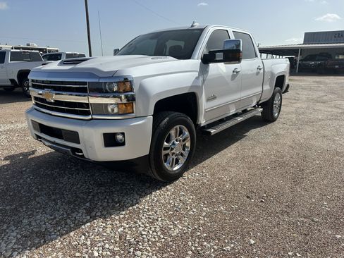 Used 2019 Chevrolet Silverado 2500 High Country w/ Duramax Plus Package AWD/4WD image 1