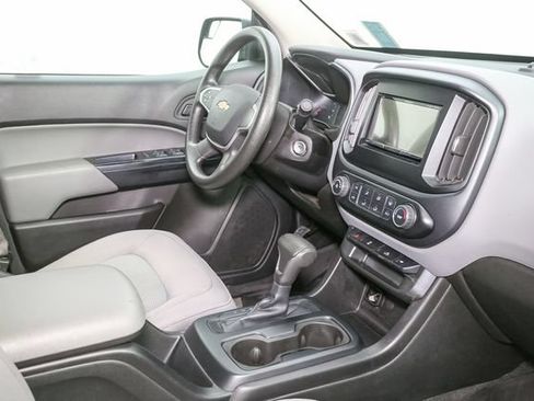 Used 2020 Chevrolet Colorado W/T w/ Custom Special Edition AWD/4WD image 15