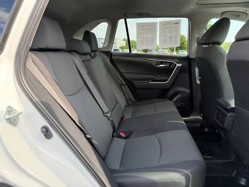 Certified 2024 Toyota RAV4 XLE w/ Convenience Package AWD/4WD image 17