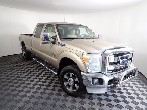 Used 2011 Ford F350 Lariat w/ Lariat Interior Pkg AWD/4WD image 5