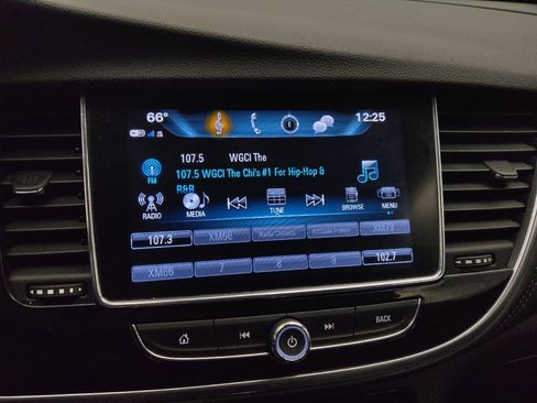 Used 2019 Buick Encore Essence FWD image 25