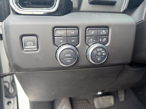 Used 2023 GMC Sierra 1500 Denali Ultimate AWD/4WD image 15