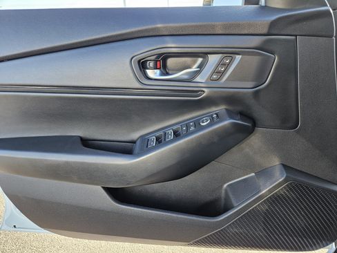 Used 2024 Honda Accord EX-L image 30