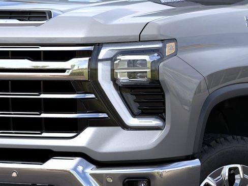 New 2026 Chevrolet Silverado 2500 LTZ image 10