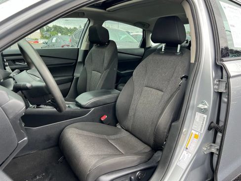 Used 2024 Honda Accord EX image 19