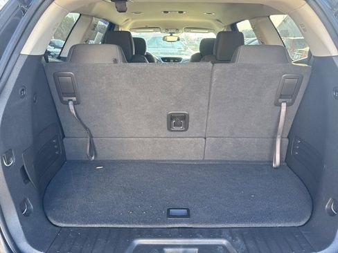 Used 2016 Chevrolet Traverse LT w/ Style and Technology Package image 10