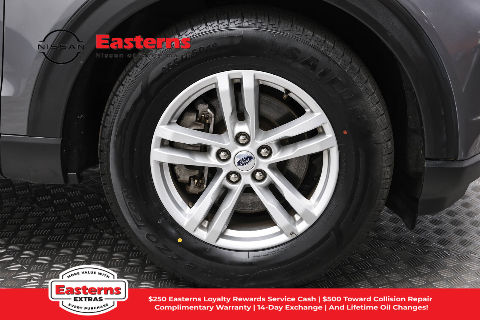Used 2023 Ford Explorer XLT w/ Equipment Group 202A RWD image 31