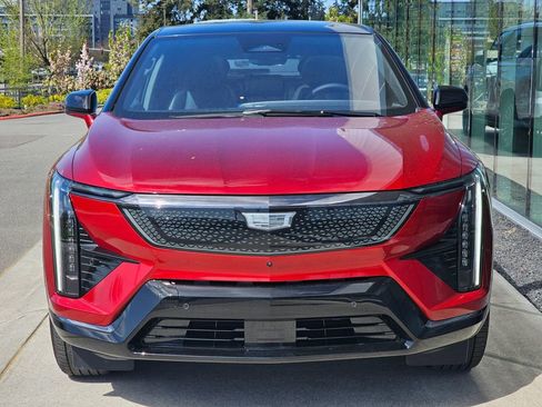 New 2026 Cadillac Optiq Sport 1 AWD/4WD image 8