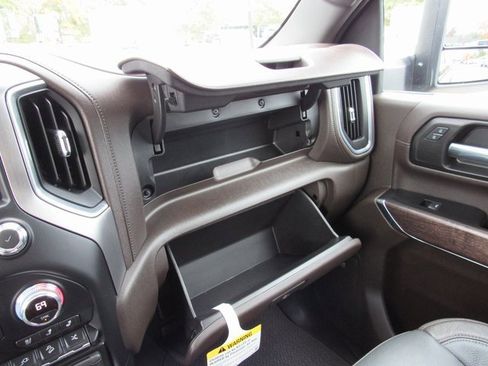 Certified 2022 GMC Sierra 2500 Denali w/ Denali Ultimate Package image 24