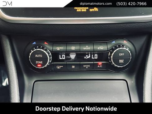 Used 2016 Mercedes-Benz CLA 250 4MATIC image 39