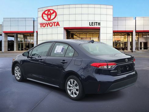 Used 2023 Toyota Corolla LE image 7