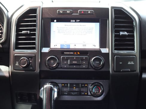 Used 2019 Ford F150 XLT w/ Equipment Group 302A Luxury AWD/4WD image 18