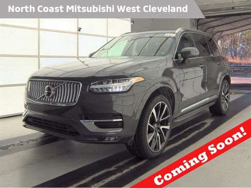 Used 2023 Volvo XC90 B6 Plus image 1
