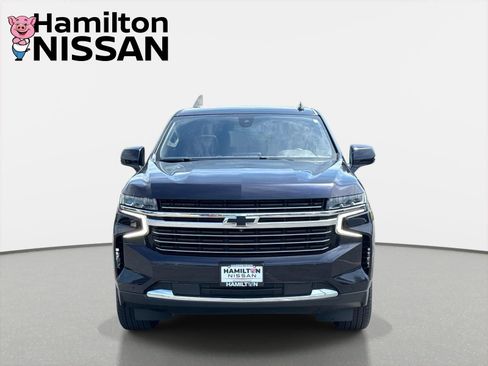 Used 2022 Chevrolet Suburban LT w/ LT Signature Plus Package AWD/4WD image 6
