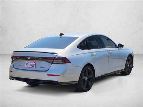Used 2023 Honda Accord Sport image 6