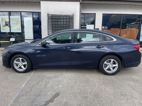 Used 2018 Chevrolet Malibu LS image 7