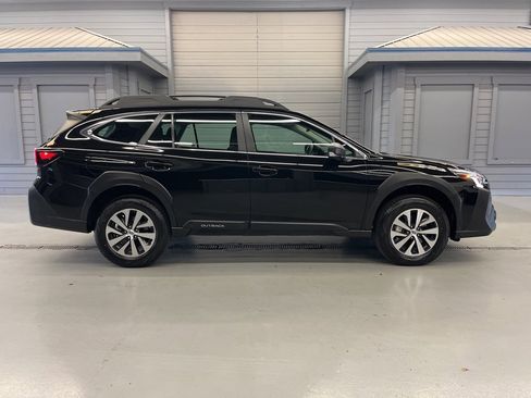 Used 2025 Subaru Outback w/ Popular Package #1A image 8