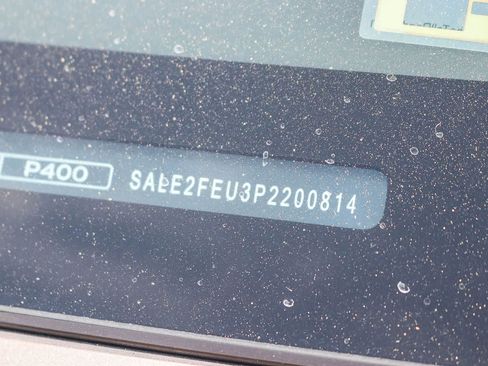 Used 2023 Land Rover Defender 130 X-Dynamic SE AWD/4WD image 30