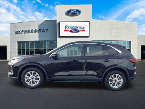 Used 2023 Ford Escape Active w/ Tech Pack #1 image 9