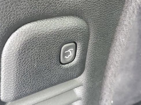 Used 2025 Dodge Durango R/T w/ Blacktop Package AWD/4WD image 8