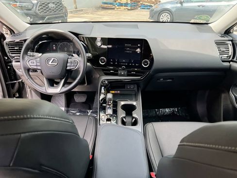 Certified 2025 Lexus NX 250 FWD w/ Accessory Package (Z1) image 19