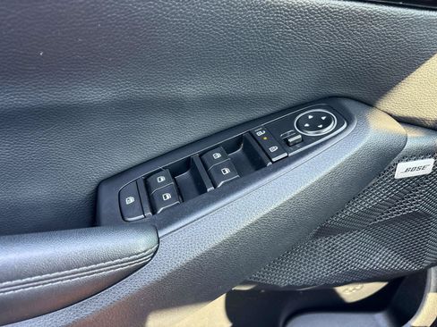 Used 2024 Kia Seltos SX w/ SX Sunroof Package AWD/4WD image 15