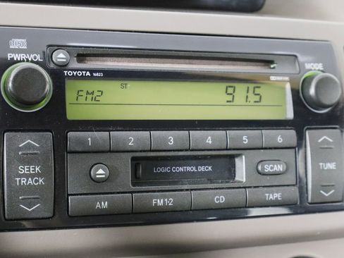 Used 2003 Toyota Camry LE image 18