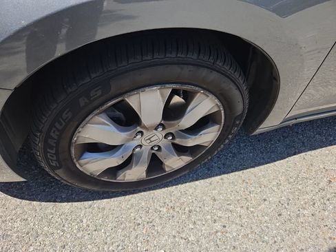 Used 2009 Honda Accord EX image 9