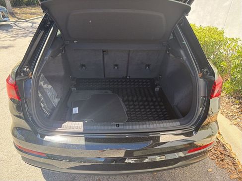 Certified 2024 Audi Q3 2.0T Premium w/ Convenience Package image 4