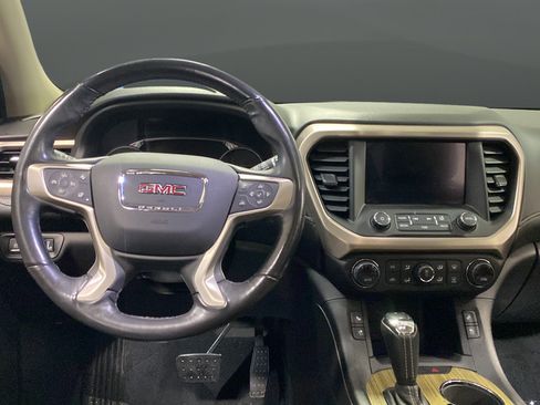 Used 2019 GMC Acadia Denali w/ Technology Package AWD/4WD image 11
