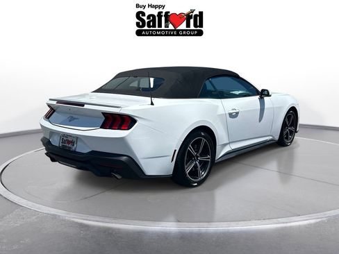 Used 2025 Ford Mustang Premium RWD image 8