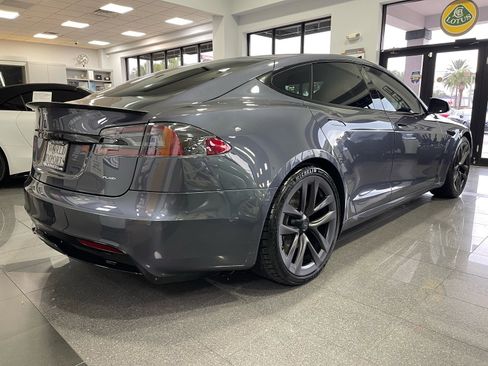 Used 2021 Tesla Model S Plaid image 4