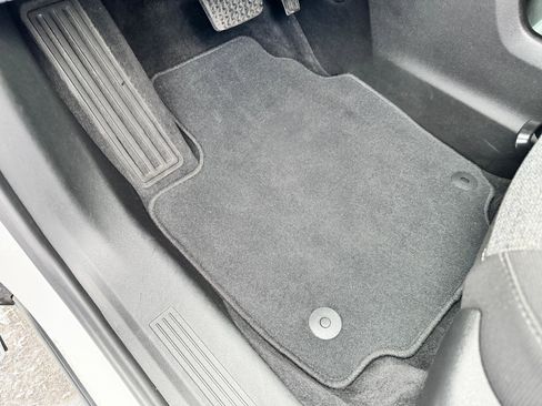 Used 2025 GMC Terrain Elevation image 12