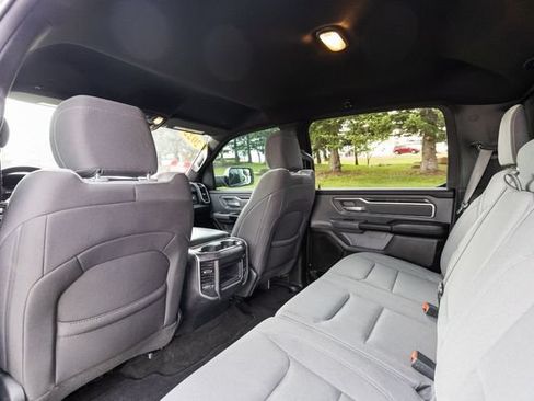 Used 2022 RAM 1500 Big Horn AWD/4WD image 12