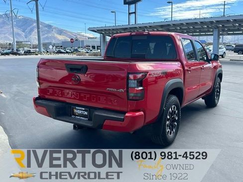 Used 2023 Nissan Frontier PRO-4X image 12