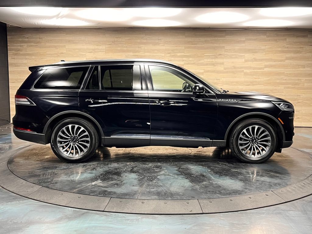 Used 2020 Lincoln Aviator Reserve w/ Equipment Group 201A AWD/4WD image 32