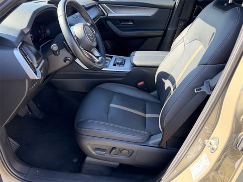 Certified 2025 MAZDA CX-70 3.3 Turbo S w/ Premium Package image 10