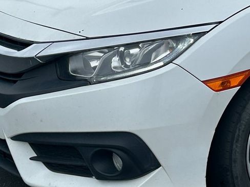 Used 2017 Honda Civic EX-L image 10