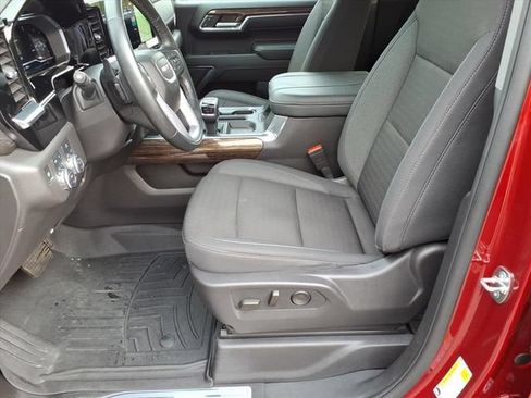 Used 2024 GMC Sierra 1500 Elevation AWD/4WD image 12
