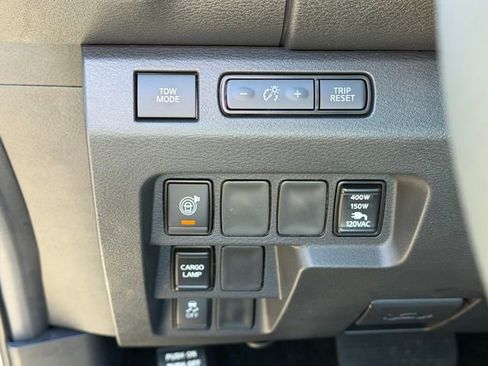 New 2026 Nissan Frontier SV w/ SV Convenience Package AWD/4WD image 12