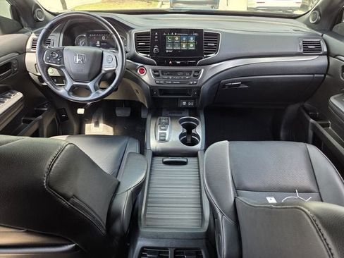 Certified 2023 Honda Passport EX-L image 13