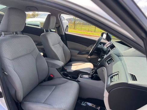 Used 2014 Honda Civic LX image 28