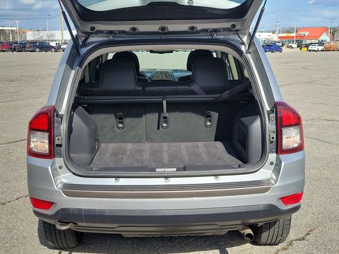 Used 2016 Jeep Compass 75th Anniversary w/ Power Value Group image 17